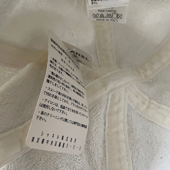 CHANEL LEATHER BASEBALL HAT 🧢 - Picture 2 of 9